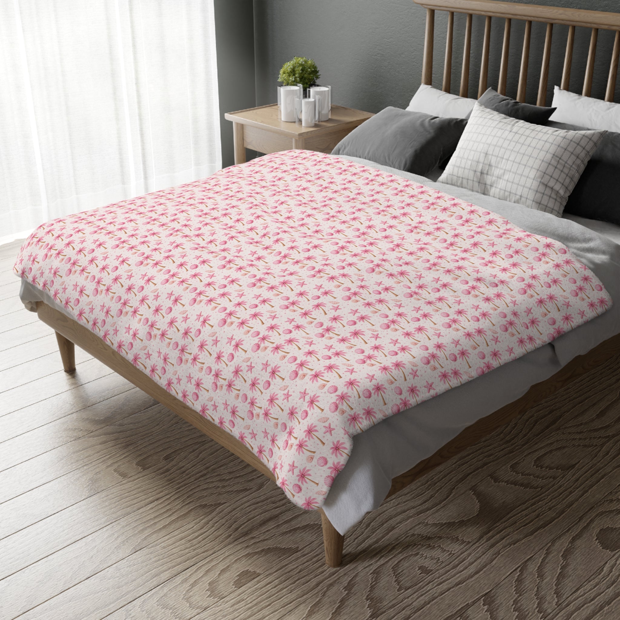 Pink Palm Tree Pattern Blanket | Velveteen Microfiber Throw